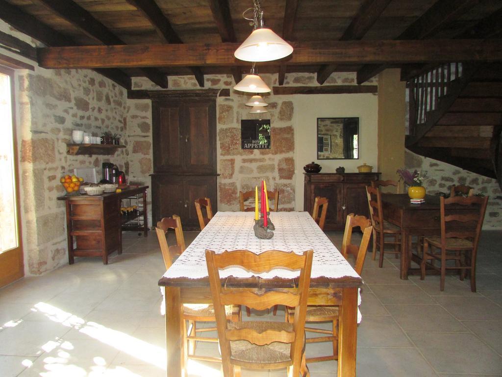 Lacapelle-Marival Ecuries De Saint Maurice- Maison D'Hotes De Gondou מראה חיצוני תמונה