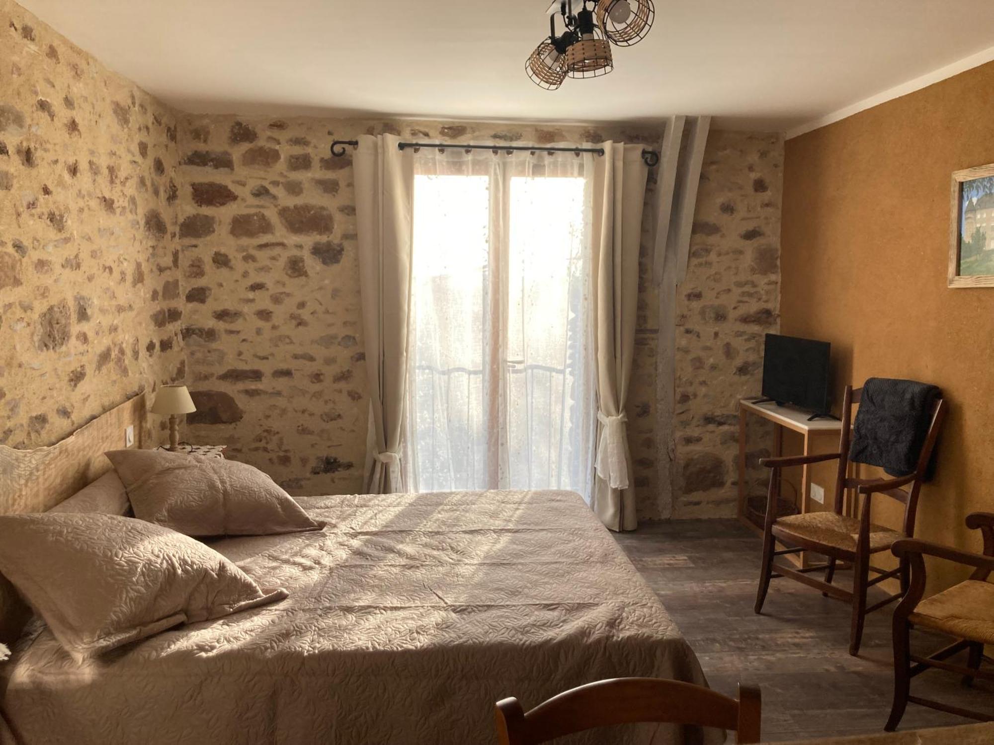 Lacapelle-Marival Ecuries De Saint Maurice- Maison D'Hotes De Gondou מראה חיצוני תמונה